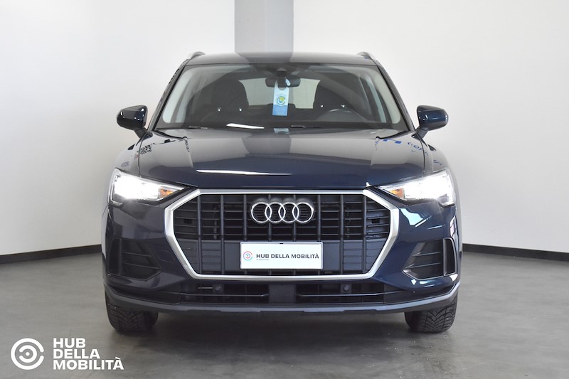 AUDI Q3 35 TDI S tronic Business